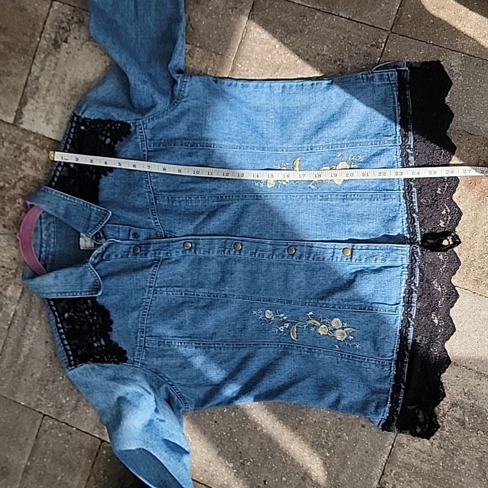 Emma James Denim Shacket Lace & Floral Embroidery Sz 14 Snap Buttons Vintage - Picture 9 of 11